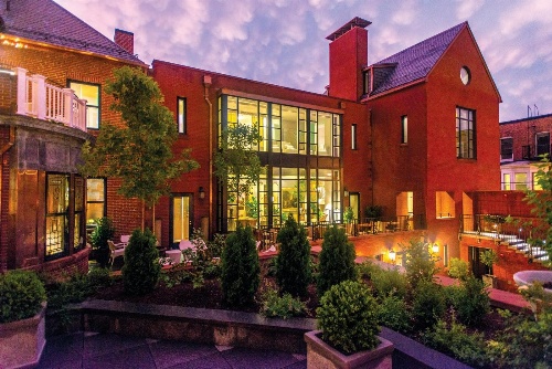 The Ivy Hotel image 1